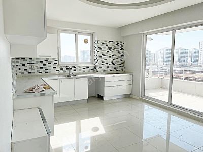 Taha Emlak Tan 75 Mt Lik Yolla İkinci Parselde Kiralık 4+1 Daire