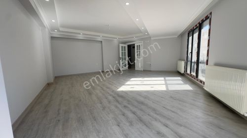 Başokur'dan Bahçelievler Yaylanın Merkezin,de Kiralık 2+1 Daire