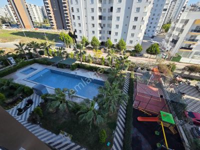 Karınca'dan Tece'de 3 Cepheli Havuzlu Giyinme Odalı 2+1 Satılık