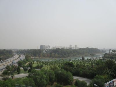 Barajyolunda Doğa Manzaralı Yeni Binada Kapalı Otoparklı 3+1 Doğalgazlı Lüks Daire