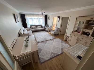 (1212) Keçiören Pınarbaşında Merkezi Konumda Yapılı 3+1 Satılık Daire