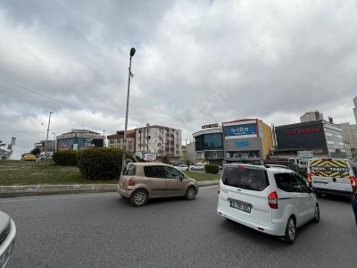 Kiralık Kıraç Tam Merkez'de 2+1 125 M² Arakat Cam Balkonlu Daire