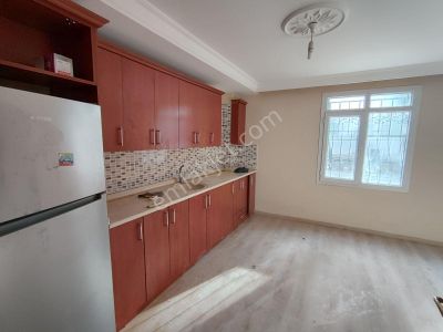 Amaç'tan Boğalar Avm Civ Site İçer K.mutfak+kiler'li 2+1 Kiralık