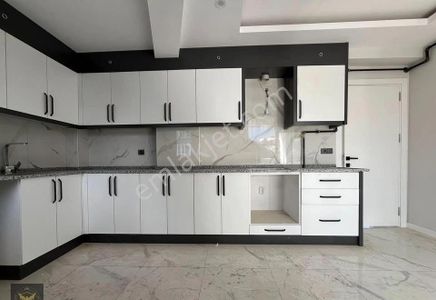 Beylikdüzü Yakuplu Mh.kent Ormanı Manzaralı 2+1 Lüx Dairemiz