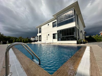 ꧁ay Emlaktan꧂güre'de Denize 250 M Yaşam Tarzınızı Değiştirecek Yüzme Havuzlu Satılık 2+1 Lüks Daire