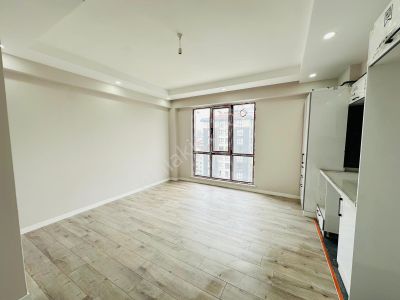 Has Seba'da İnönü'de 1+1 70m2 Site İçinde Otoparklı Fırsat 9.kat