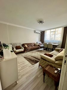 Esenyurt Mehmet Akif Ersoy Satılık 2+1 Ferah Bahçe Katı