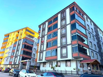 **eryıldız Gayrimenkul'den**istasyon Mah.site İçinde 115m2 Ultra Lüks 2+1