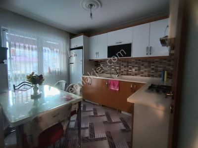 Sincan Malazgirt Mahallesinde 3+1 Yüksek Giriş 10 Yıllık Yapılı Daire