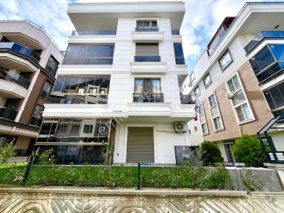 ▶ ▶akçay Körfez'den Merkezi Konumda Doğalgazlı Ebeveyn Banyolu 2+1 Satılık Daire