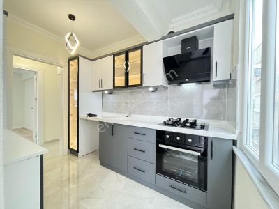 Parstan Sarıkızda Geniş Balkonlu Arakat Masrafsız Fırsat 2+1