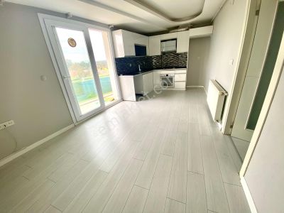 Arga'dan Buca Fırat Mah.önü Açık D.gazlı Klimalı 2+1 Kiralık Daire