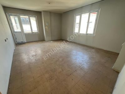 Asil'den Poligon Cadde Paraleli 3+1 Köşe Konumlu Otoparklı Daire