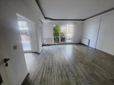 Atakent İn Merkezinde 1.kat 2+1 Daire