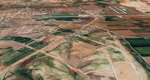 Konut İmarlı 600 M2, 25 Metre Cadde Cepheli Satılık Arsa