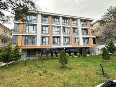 Yumak Sok.'da Aşağı Eğlence Yakını 3+1 Kış Bahçeli Full Yapılı !