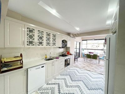 Karacaahmet'in En Genişlerinden! Gaziray Karşısı Yemek Odalı Ultralüx 3.5+1