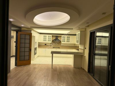 Esse My Home'dan Gürselpaşa'da Kiralık 4+1 Havuzlu Lüks Daire