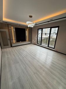 Vatan Emlak'tan Bağlum Karakayada'da Şık Lüks Yapılı Teras Balkonlu Sıfır Orta Kat Satılık Daire