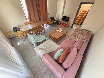 Mera Emlaktan Burhaniyede Geniş Teraslı 2+1 120m2 Dubleks Daire