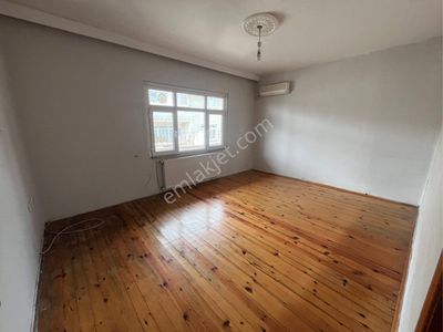 Sultangazi Cebeci Mah Kiralık Çatı Katı