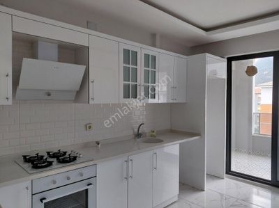 Bizim Emlaktan Yarenlerde 3+1 Çok Temiz Kiralık