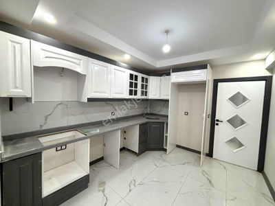 **eryıldız İnşaat'an Şook Fiyat!**kızıpınar Atatürk Mah.merkezde Sıfır Lüks 2+1