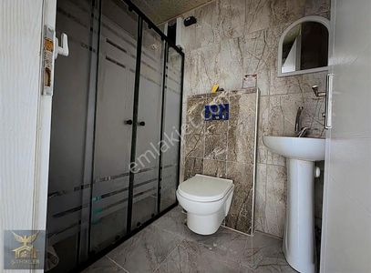 Karşıyaka'da Katta Tramvaya Adım Mesafede 2+1 Daire