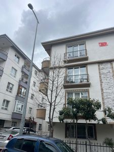 Süvari Mahallesinde Katta Yapılı Masrafsız Merkezi Yerde Satılık 3+1