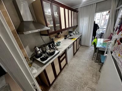 Hayal^den Pınarbaşı Mh Çorum Caddesinde 3+1 Ön Cephe Geniş M2 Genç Yaşta !!!