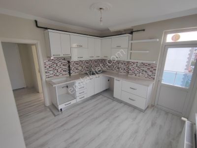 Antalya Kepez Yenidoğanda Kiralık Doğalgazlı 3+1 Katta Daire No.20611