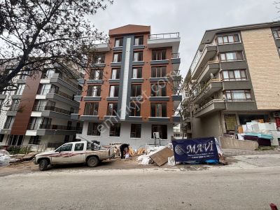 Anıttepe'de Satılık 2+1 Daire - Merkezi Konum, Otoparklı