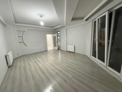 Yağmur Emlak'tan Tekkeköy Mgiros Karşısında 3+1 Kiralık Daire