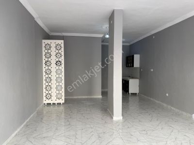 Yigithan Gayrimenkul Cadde Üzerı Masrafsız Satılık Dükkan