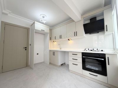 🔵 Güç Gayrimenkul'den Altınkumun Merkezinde Denize 200m Kaçmaz Şık 2+1 Daire