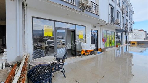 Stoptan Çevreyolu Yüksek Tavanlı 80m² Kiralık İşyeri