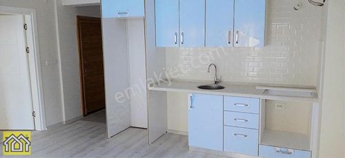 Balçova Atlas Sokakda Yeni Bina Kiralık Daire