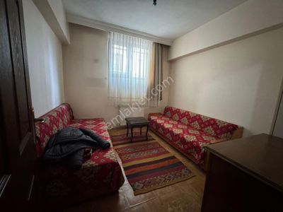 Çiçekli'de 3+1 Bağımsız Mükemmel Lokasyonda Yatırım Fırsatı Acil