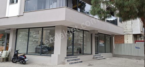 Girne Bulvarı'nda Sıfır, 33m² Kiralık Dükkan