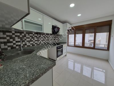 Altınoluk İlkbahar Dan Çarşı Merkezde Masrafsız 2+1 Daire