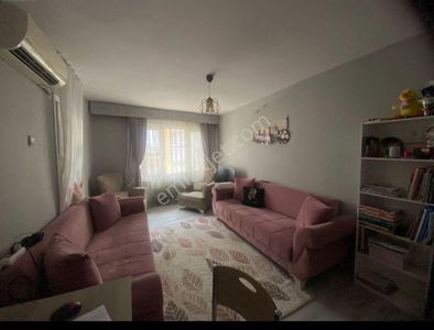 Acill Konak İzmirpark Avm Yakını 2+1 90m2 D.gazlı Ayrı Mutfak Arakat Daire