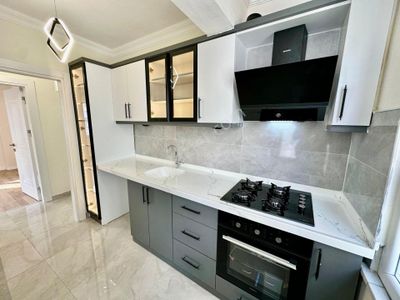 ꧁ay Emlaktan꧂akçay Merkezde Cuma Pazarında Denize 400 M Satılık 2+1 Arakat Daire