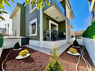 ✨akçay Ay Emlak'tan✨tahtakuşlar'da Denize Sadece 50 Mt Huzur Bulacağınız Satılık 3+1 Müstakil Villa