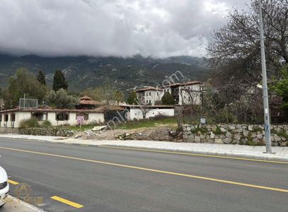 Ölüdeniz Ovacık'ta Anayol Cepheli %20 İmarlı Arsa