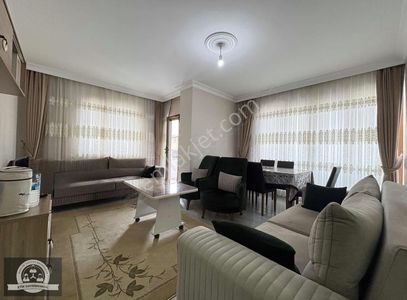 Sarıgazi Merkezde 3+1 Geniş Satılık Arakat Daire