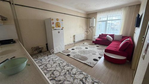 Kosova Mah. Servis Güzergahı Üerinde Eşyalı 1+1 Kiralık Daire