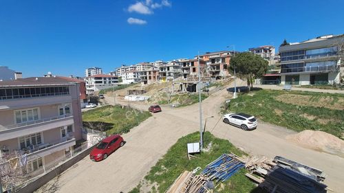 Ak Auto Gayrimenkul'den Tekirdağ Süleymanpaşa Çiftlikönü Mah Satılık 1+1 Daire