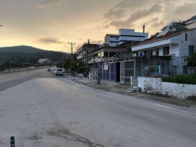Bodrum Yoluna Cepheli, Vitrin Avantajlı, 35 M²'lik İş Yeri