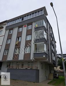 Karşıyaka 5. Kat 85 M2 2+1 Kiralık Daire Efsane Konum