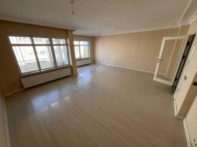 Ekip Emlaktan Polis Evi Karşısında 3+1 Kiralık Daire Deniz Manzara